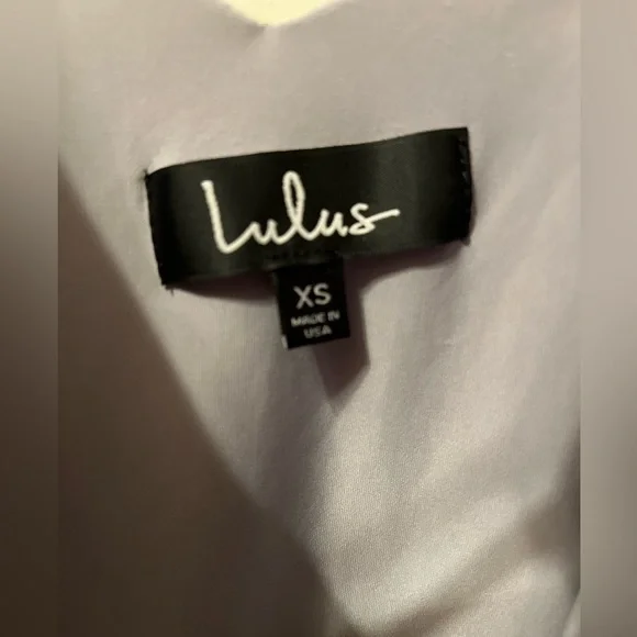 Lulu’s “Loops-y Daisy Grey Top” - Picture 5 of 6